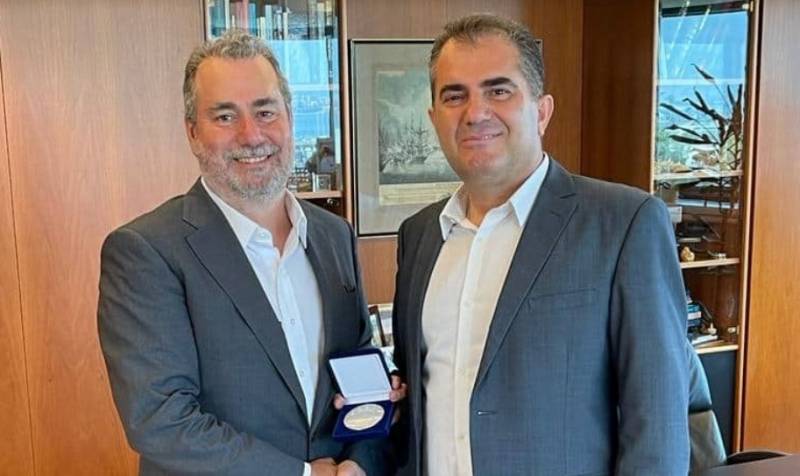 Συνάντηση Βασιλόπουλου με τον πρόεδρο της ΤΕΜΕΣ Α.Ε. Αχιλλέα Κωνσταντακόπουλο