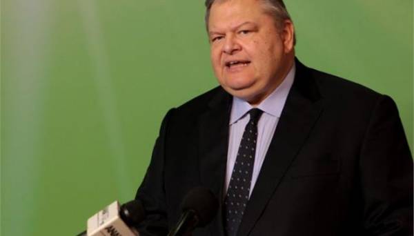 Ενσταση αντισυνταγματικότητας για τη διεξαγωγή δημοψηφίσματος κατέθεσε το ΠΑΣΟΚ