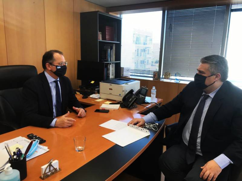 Χρυσομάλλης με Στύλιο για Κτηματολόγιο