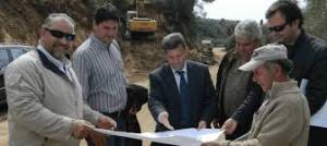 Οι καθυστερήσεις και οι αποζημιώσεις των δημοσίων έργων του Χατζηπετρή.