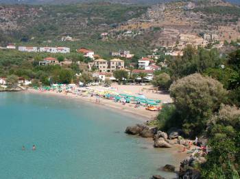 Τέρμα οι ρακέτες στην παραλία Καλόγριας Στούπας