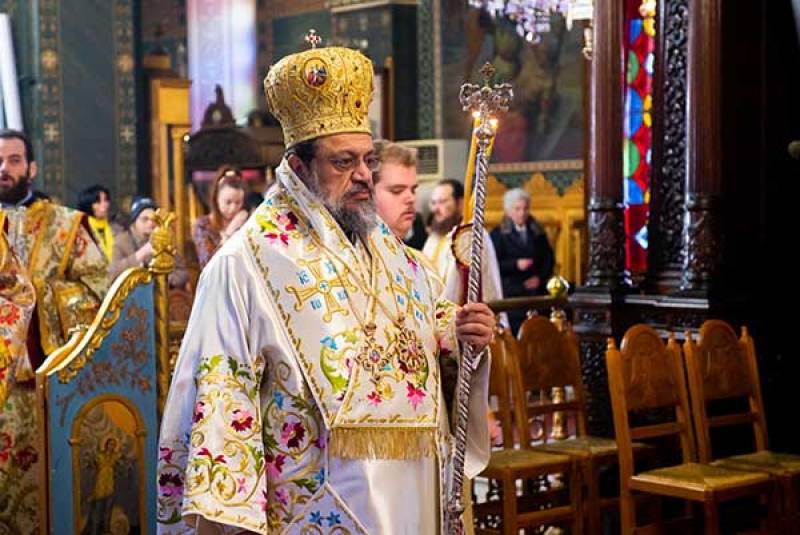 Μητροπολίτης Μεσσηνίας: Προέτρεψε τους πιστούς να πάρουν μόνοι τους το αντίδωρο (βίντεο)