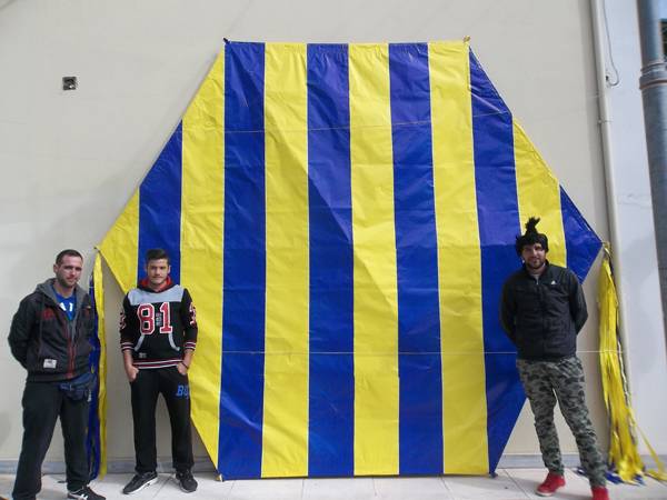 Χειροποίητοι χαρταετοί σε όλα τα... μεγέθη