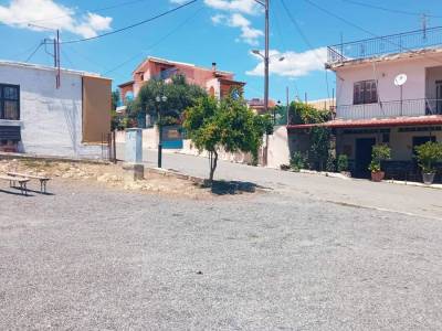 Ενταξη κατασκευής πλατείας στο Στρέφι