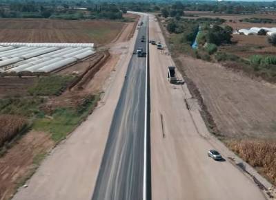 Η ηγεσία του Υπουργείου Υποδομών στα εργοτάξια της Ολυμπίας Οδού: Ούτε λέξη για το Πύργος - Τσακώνα