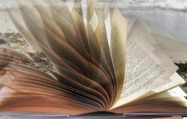 Βραδιά ποίησης για τους πρόσφυγες