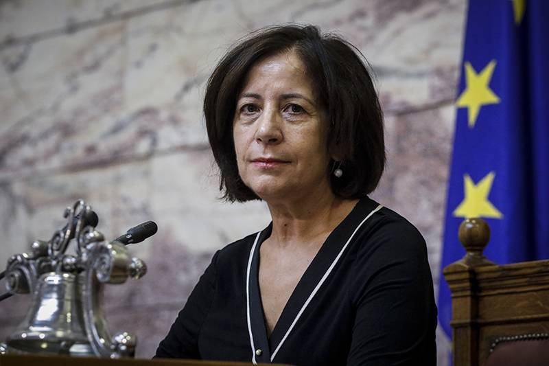 Κοζομπόλη στη Βουλή: “Ιστορική η Συμφωνία των Πρεσπών”