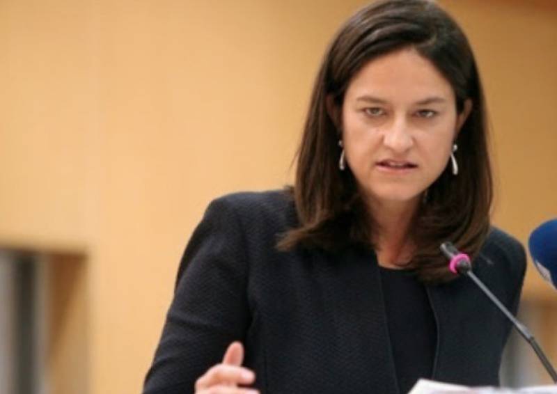 Κεραμέως: Το 60% των σχολείων έχουν εφαρμόσει το νόμο αξιολόγησης