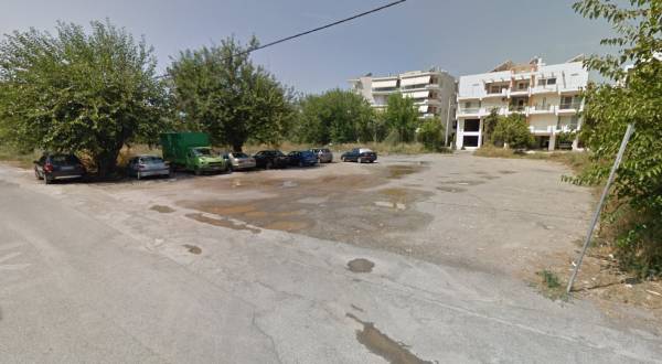 Οι χώροι στάθμευσης πέριξ της παραλιακής ζώνης της Καλαμάτας