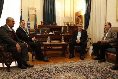 Συναντήσεις Καρχιμάκη και Πεταλωτή στην Καλαμάτα (βίντεο)