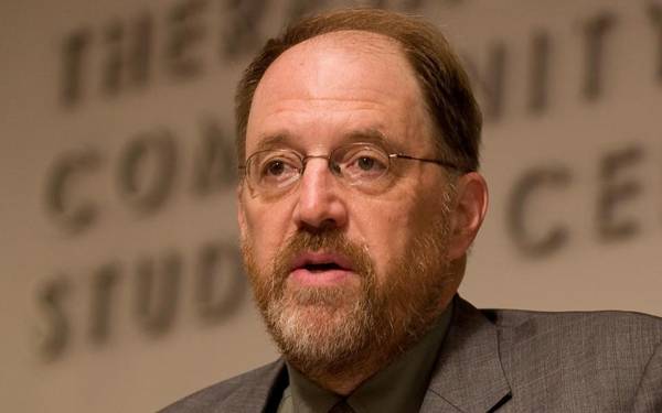 Τζ. Γκάλμπρεϊθ: Οι ΗΠΑ να στηρίξουν την Ελλάδα, αν η Ευρώπη αποτύχει