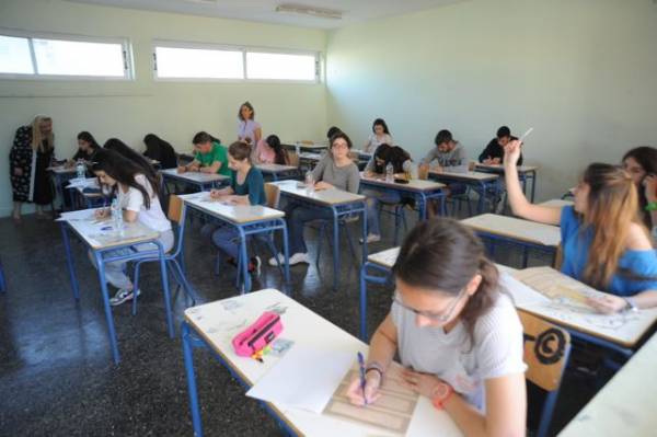 Αντίστροφη μέτρηση για τις Πανελλαδικές 2017