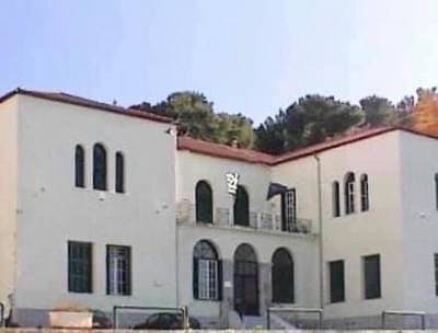 Καφαντάρης για ανακατασκευή παλαιού Γυμνασίου - Λυκείου Πύλου