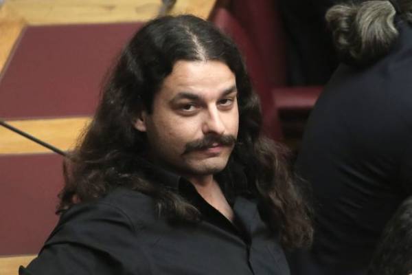 Αθώωση Μπαρμπαρούση και ακόμα 10 ατόμων για τα επεισόδια στη λαϊκή Μεσολογγίου