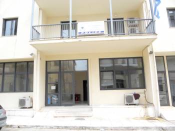 Συνελήφθη και ο 19χρονος Αλβανός για την επίθεση με πέτρες στο Αστυνομικό Τμήμα Μεσσήνης