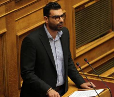 Κωνσταντινέας για Οικονόμου και Φωτήλα:  Οι «διορισμένοι» φεύγουν με την ουρά στα σκέλια