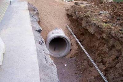 Κατασκευή δικτύου αποχέτευσης στην Κορώνη: Κλειστός δρόμος για μία εβδομάδα