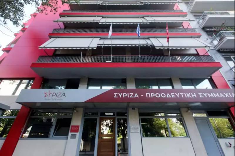 ΣΥΡΙΖΑ: Να αφήσει τους εξυπνακισμούς και να απαντήσει η κυβέρνηση αν παρακολουθούνταν από την ΕΥΠ η ηγεσία των ενόπλων δυνάμεων