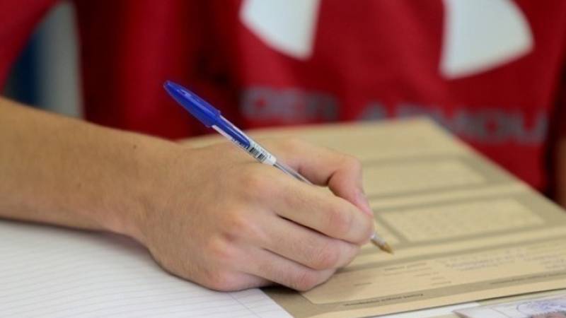 Πανελλαδικές Εξετάσεις 2025: Λήξη εξετάσεων για τους υποψήφιους των ΕΠΑΛ - Τέλος εξετάσεων και στα γυμνάσια