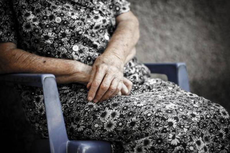 Σε ιατρικό, κοινωνικό και οικονομικό πρόβλημα εξελίσσεται η άνοια