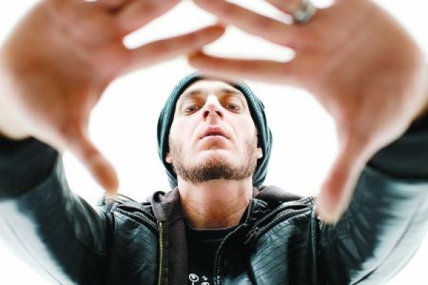 Γιώργος Rous live στο &quot;Μώμος Bar&quot;