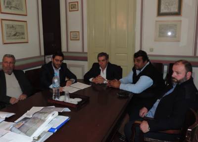 Χώρο στάθμευσης των λεωφορείων ζητούν από το Νίκα