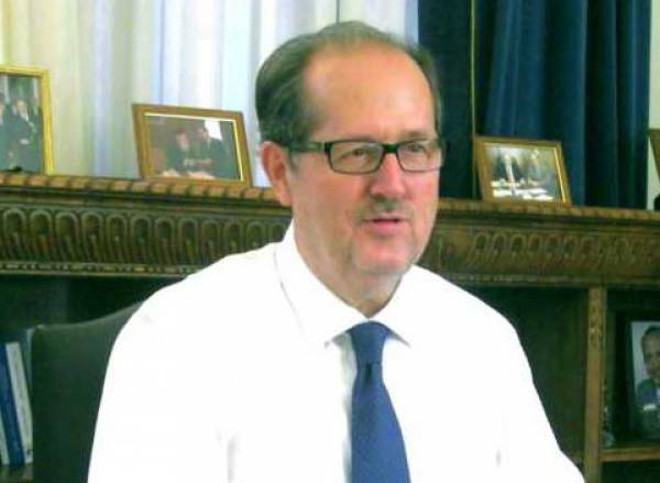 Απάντηση Νίκα για τα… χουβαρνταλίκια!