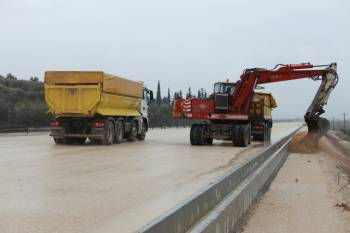 Στις 7 Απριλίου η δημοπρασία για επισκευή δρόμων στα Φιλιατρά