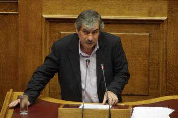 Ομιλία Πετράκου στη Βουλή για τις αλλαγές στα Νομικά Πρόσωπα του Δημοσίου (βίντεο)