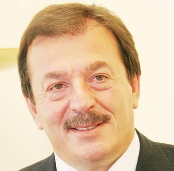 Σαμπαζιώτης: "Δεν υπάρχει χρόνος για γκρίνια εσωστρέφεια και μεμψιμοιρία"