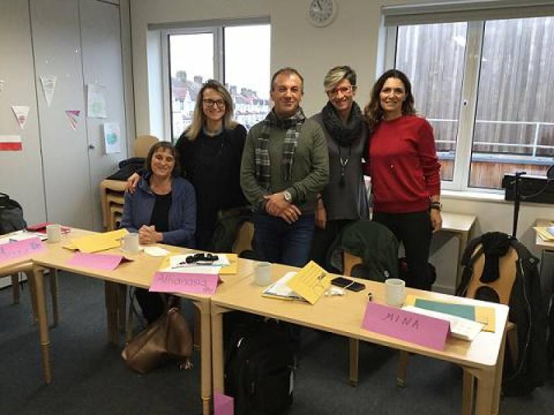 Εκπαιδευτικοί του 10ου Δημοτικού Καλαμάτας σε διεθνές πρόγραμμα στο Λονδίνο