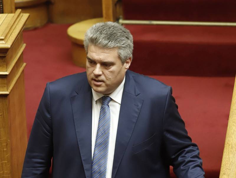 Πιερρακάκης και Πιτσιλής σε Χρυσομάλλη: “Λύση στο πρόβλημα της ψηφιακής διακοπής εργασιών”