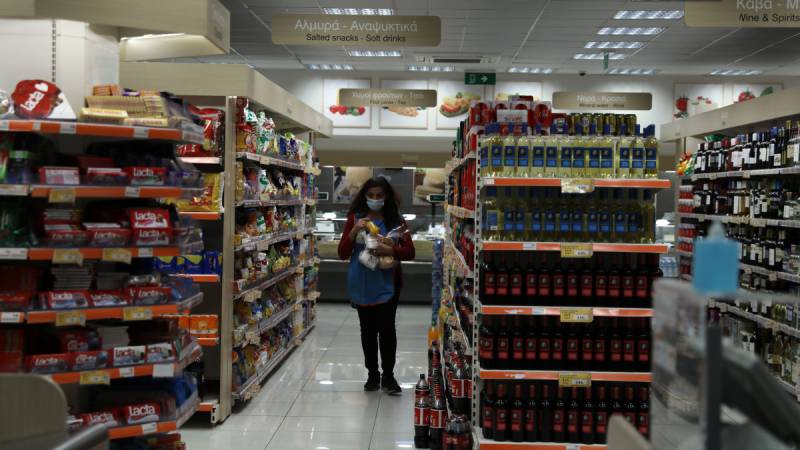 Υπ. Εργασίας: Από 1η Ιουλίου, η Ψηφιακή Κάρτα Εργασίας σε τράπεζες και σούπερ μάρκετ