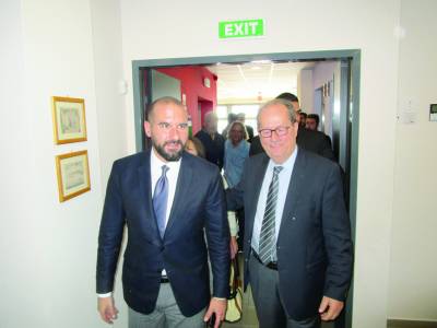 Καμία δέσμευση για τους οδικούς άξονες