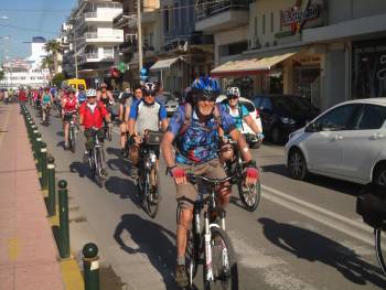 Καλαμάτα: Η ποδηλατοπορεία των 280 Γερμανών σε φωτογραφίες (+βίντεο)