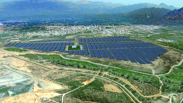 225.264 φωτοβολταϊκά σε "πάρκο" στη Μεγαλόπολη