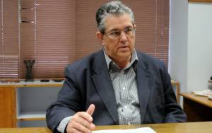 Κουτσούμπας: Ο ΣΥΡΙΖΑ υιοθετεί όλο το "σάπιο" ΠΑΣΟΚ και τα χούγια του
