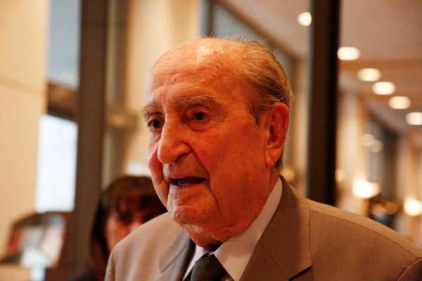 "Ενα ηχηρό μήνυμα υπέρ του "ΝΑΙ" στην Ευρώπη και στο ευρώ" ζήτησε ο Κων. Μητσοτάκης