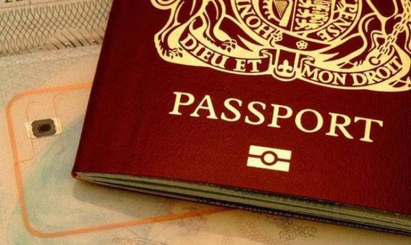 Τρεις συλλήψεις στο αεροδρόμιο