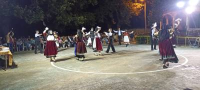 Φεστιβάλ παραδοσιακών χορών στο Κεφαλόβρυσο