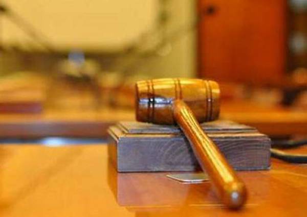 &quot;Καμπάνες” σε τσιγγάνες που νάρκωναν ηλικιωμένες με… χυμούς και στη Μεσσηνία