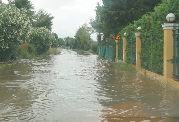 Πρόβλημα 100 χρόνων τα όμβρια απαντά ο Νίκας