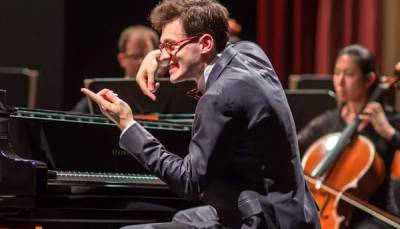 “Ανοιξη των πλήκτρων” την Κυριακή στο Ωδείο