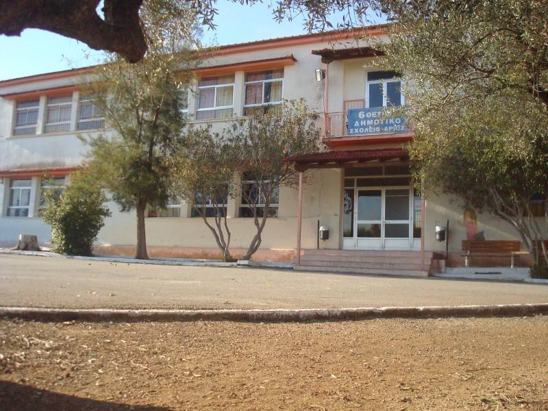 Επέκταση Δημοτικού Σχολείου και Νηπιαγωγείου Αρι: Ενα έργο που κανείς δεν ξέρει αν και πότε θα τελειώσει...