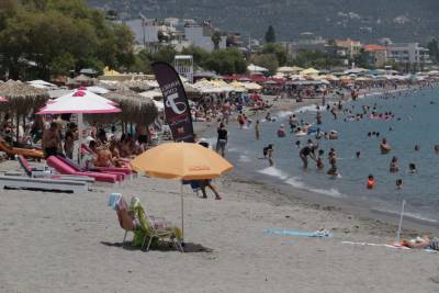 Καθαρά τα νερά κολύμβησης στην Καλαμάτα