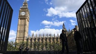 Βρετανία: Η κυβέρνηση ετοιμάζεται να υποχωρήσει στο σχέδιο για την περικοπή των επιδομάτων αναπηρίας