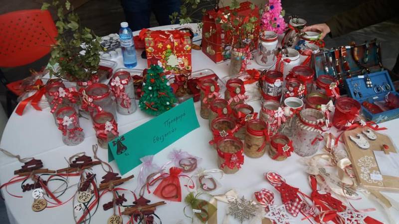 Καλαμάτα: Χριστουγεννιάτικο μπαζάρ από τα Παιδικά Χωριά SOS