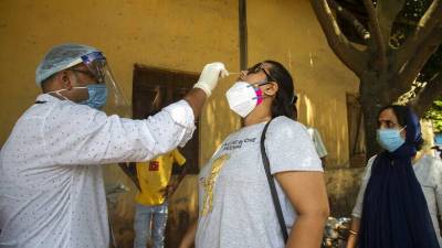 Πάνω από 3.200 νέοι θάνατοι από κορονοϊό στην Ινδία