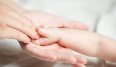 Πτώση των γεννήσεων λόγω κορονοϊού καταγράφουν Ευρώπη και ΗΠΑ