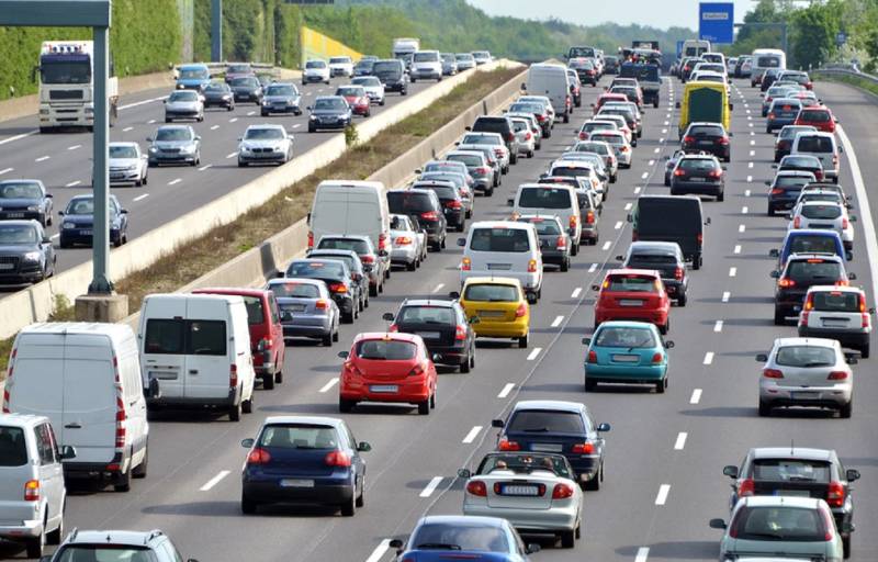Τέλη κυκλοφορίας με τον μήνα: Τροπολογία για την άρση ακινησίας οχημάτων